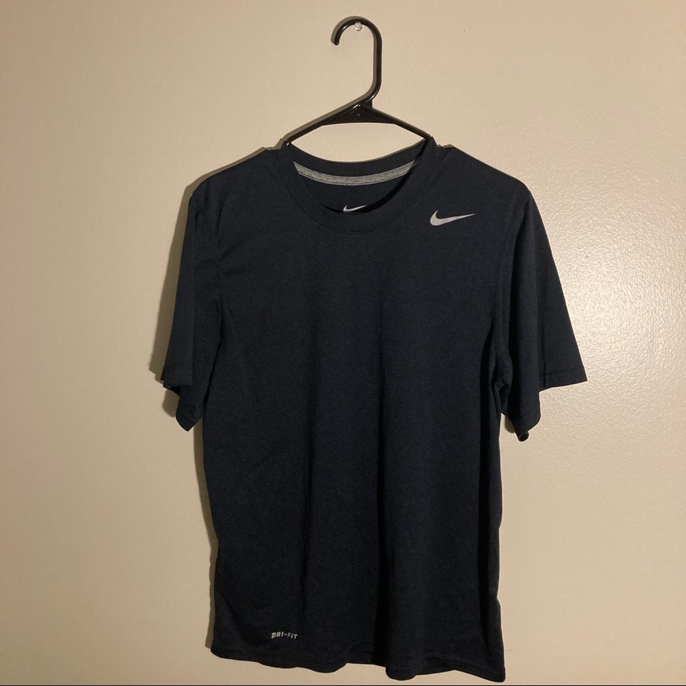 Nike Men’s Small T-shirt